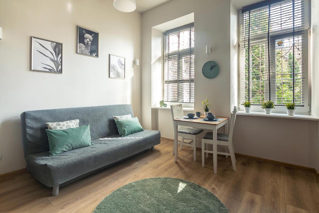 Old Town Apartment Dluga 60 Cracovia Esterno foto